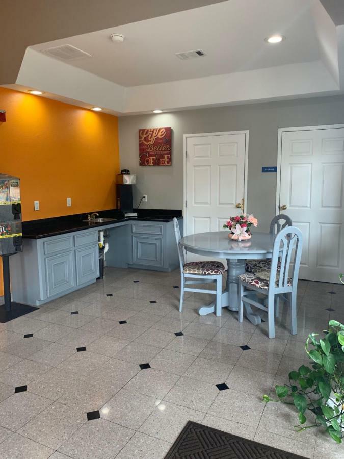 Camelot Inn & Suites Houston Zewnętrze zdjęcie